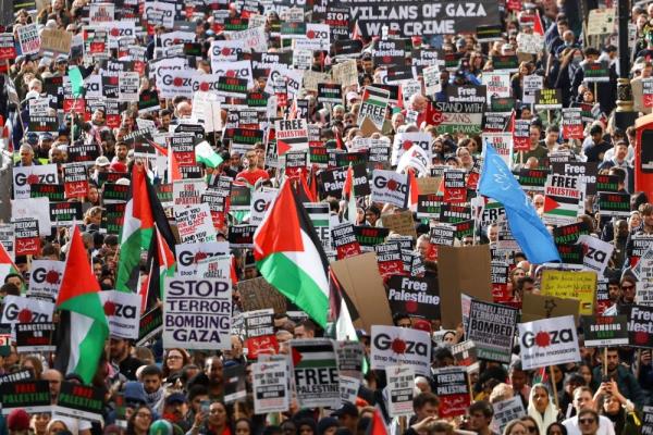 a<em></em>bout 10,000 protesters join pro-Palestinian march through London