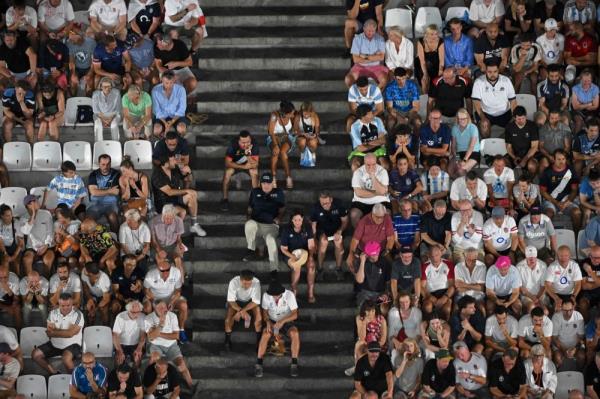 Hundreds of fans miss start of England v Argentina Rugby World Cup match