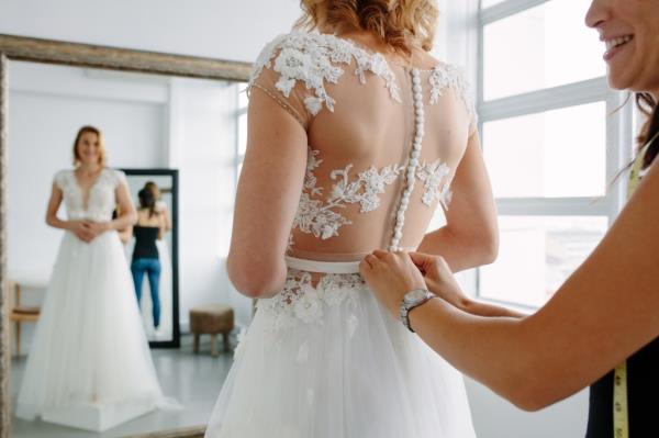 The ex-employees claim that The Knot’s former parent company lied to major corporate clients for years as it charged a premium for ads to be targeted for particular customers -- such as brides searching for dresses in a given market.