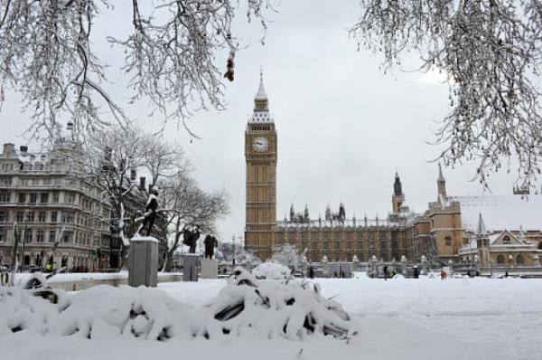 Lo<em></em>ndon in the snow