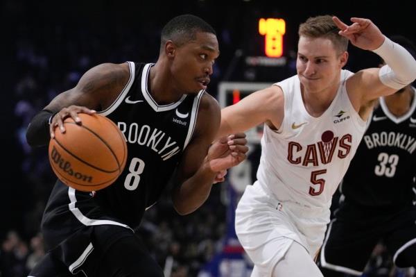 Lo<em></em>nnie Walker IV came off the bench and helped the Nets earn their comeback.