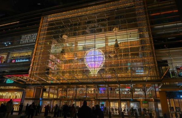 Pictured: the ico<em></em>nic New York City retailer, Bergdorf Goodman, co<em></em>ntinued its tradition of kicking off the holiday season with its legendary holiday window unveiling. The Fifth Avenue institution pulled back the curtain on this yearas inspiring windows and the holiday theme for 2023 - aIsnat it Brilliant.a