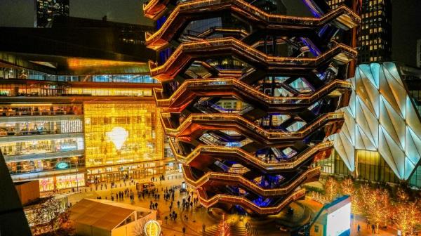 Shine Bright o<em></em>nly at Hudson Yards Presented by Wells Fargo