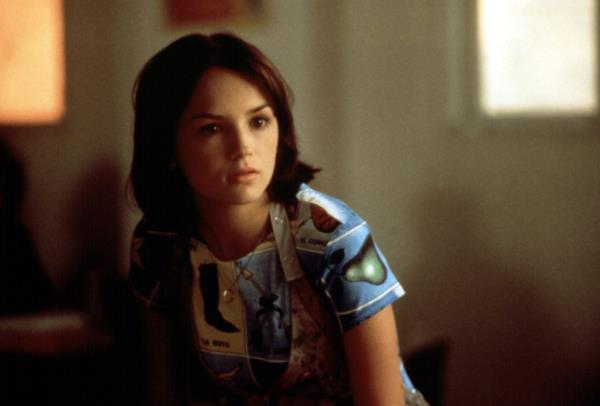 Rachael Leigh Cook as Laney Boggs in 