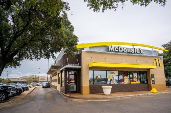 It’s not the first time the US market has had the opportunity to taste the Double Big Mac, with the super-sized burger. It was sold for a limited time in 2020 and scored rave reviews.