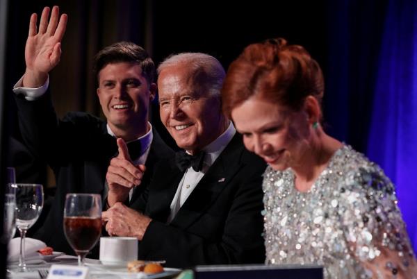 Colin Jost, Joe Biden, Kelly O'Donnell