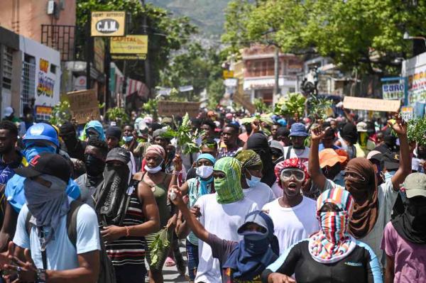 People demo<em></em>nstrate against insecurity in Carrefour-Feuilles, a district of Port-au-Prince, Haiti, on August 14, 2023